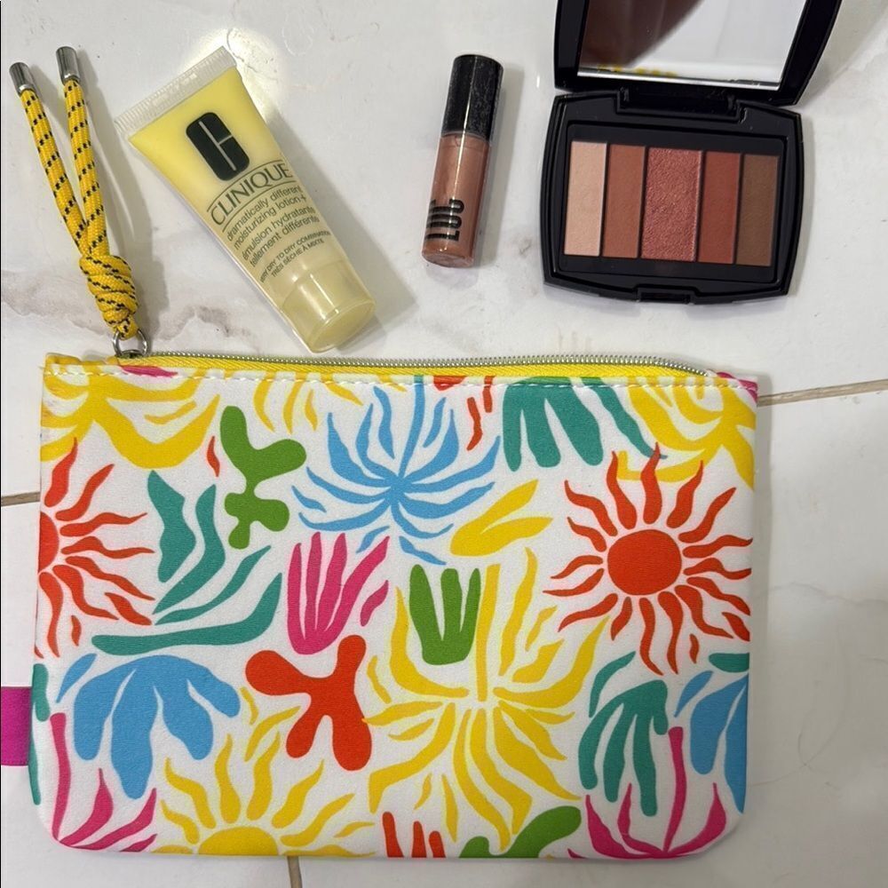 Eyeshadow, Lipgloss & Moisturizer and Makeup Pouch - BRAND NEW - Sealed - Bundle